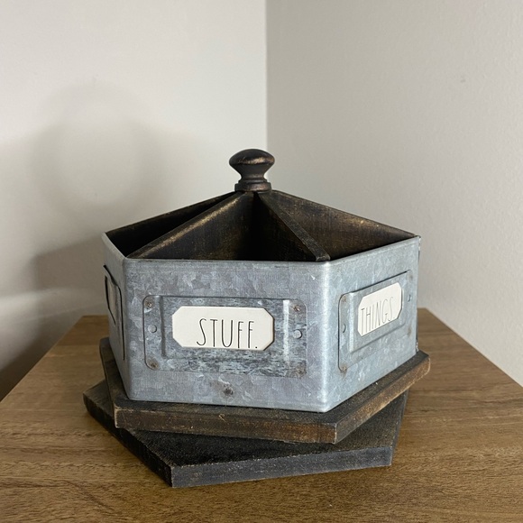 SOLD - Rae Dunn desk organizer - Picture 4 of 6